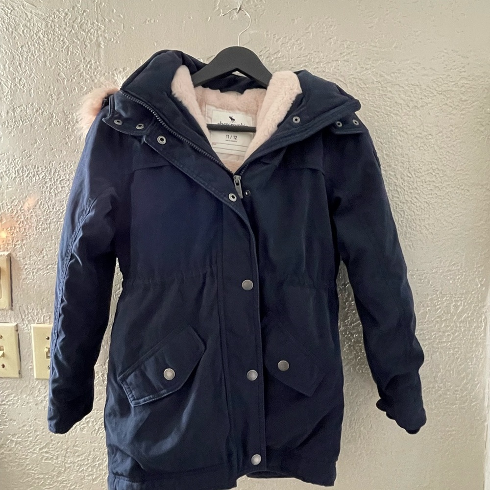 Abercrombie &‎ Fitch Kids Navy Ski Jacket with Pink Faux Fur Hoodie Size 11/12